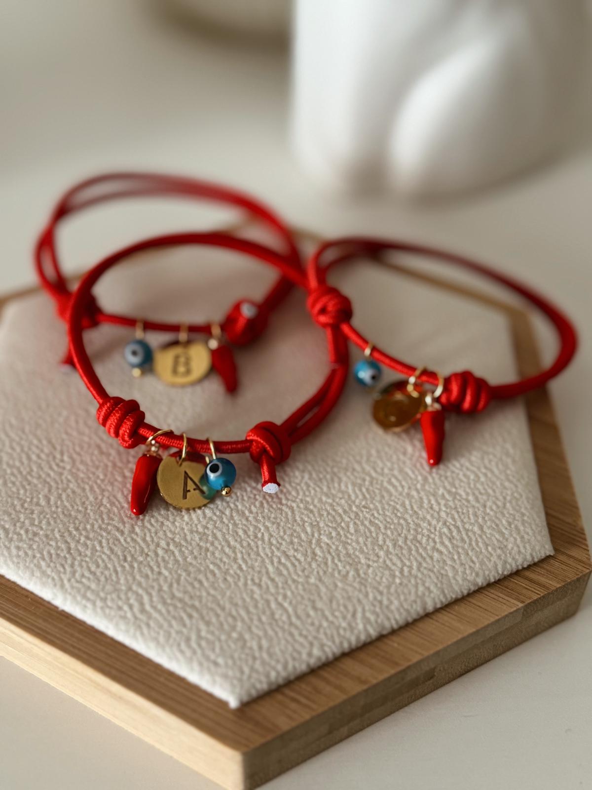 Pulseira de proteção | Protection bracelet