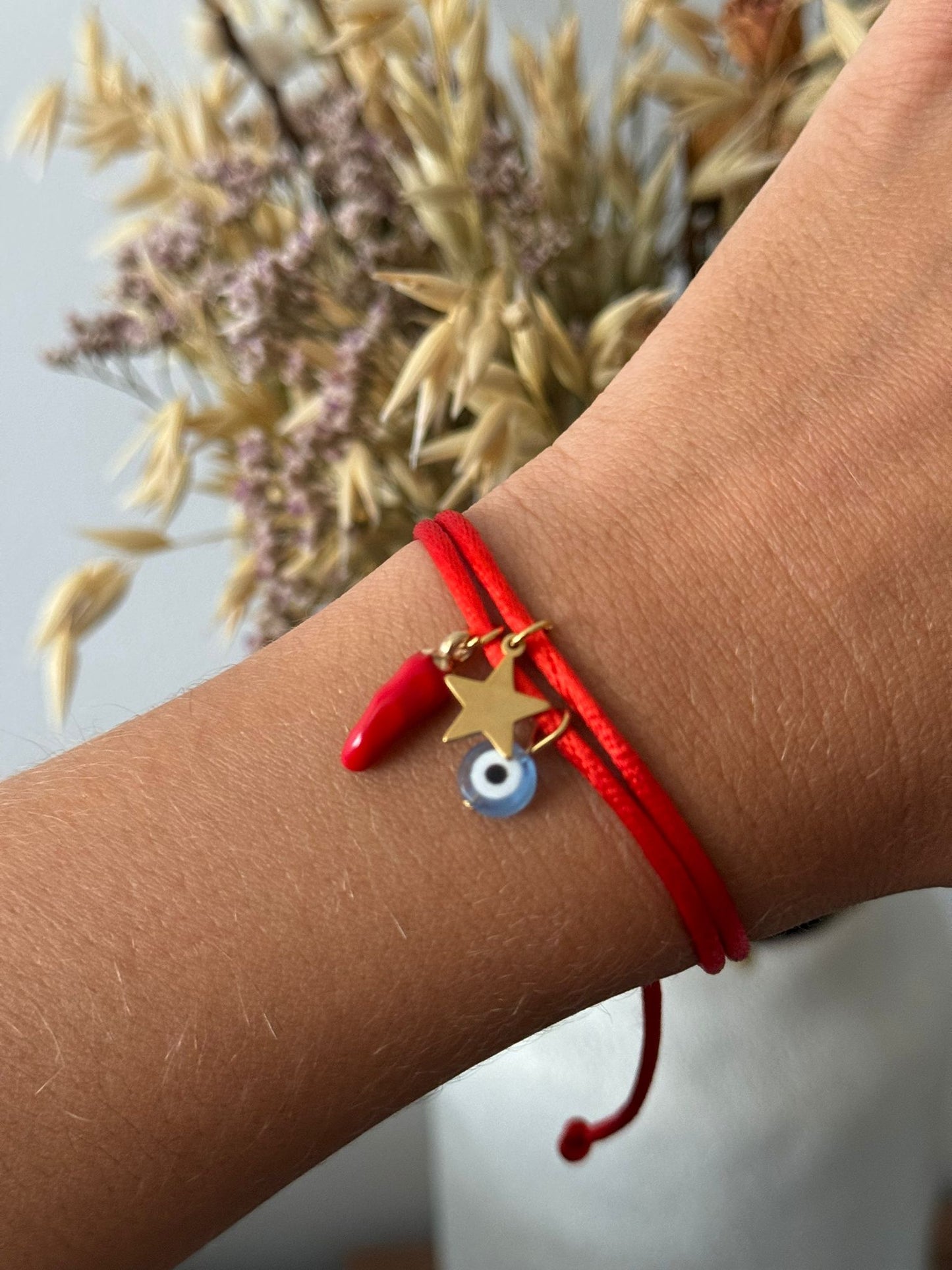Pulseira com significado, pimenta e olho turco | Bracelet with meaning, pepper and turkish eye