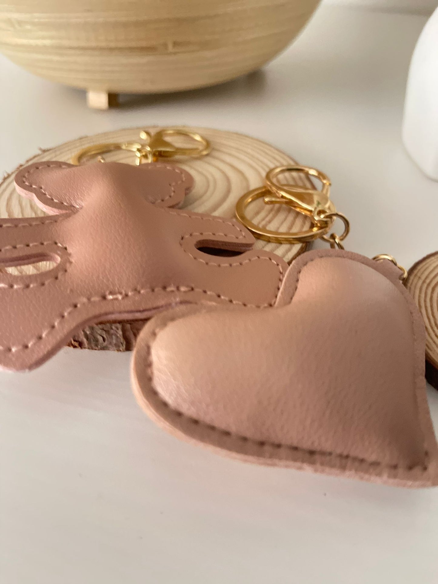 Porta-chaves em relevo | Embossed key ring