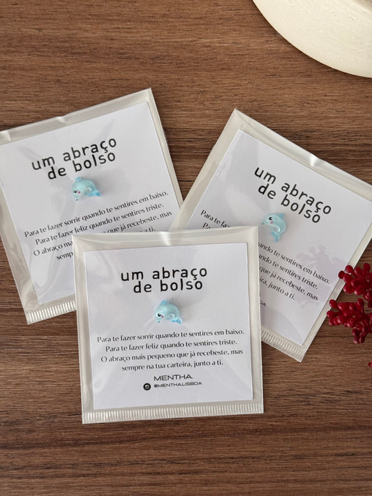 Conjunto de 3 charms: 🐬