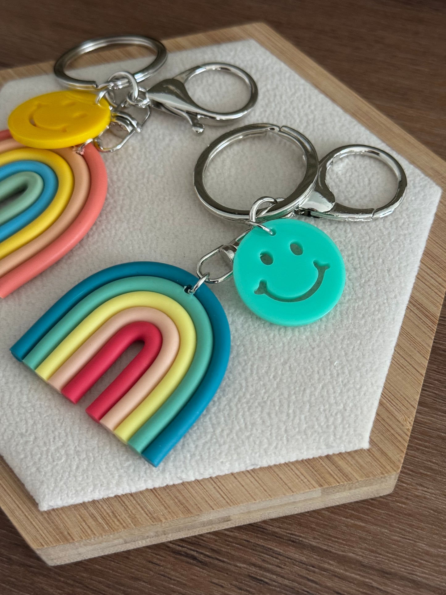 Porta-chaves arco-íris