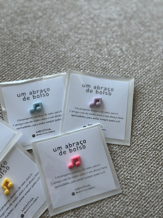 Set 🎵 🎶: 3 random charms