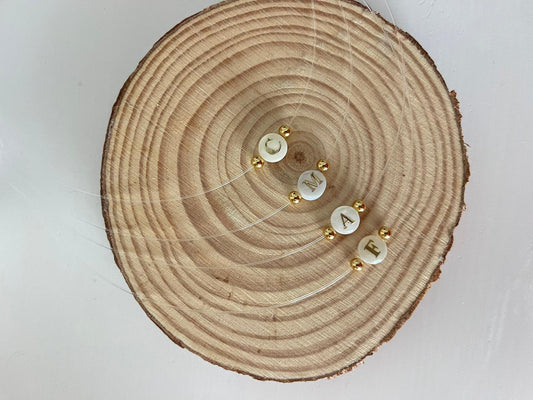 Personalized minimalist yarn with initial |